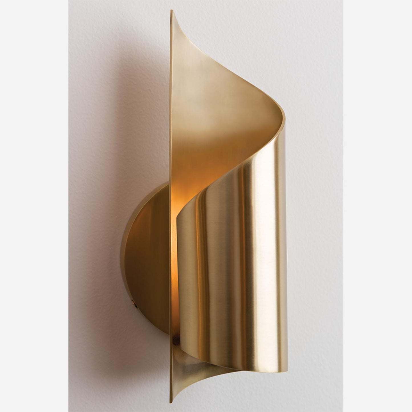 Andrew Martin | Evie Wall Light, Aged Brass