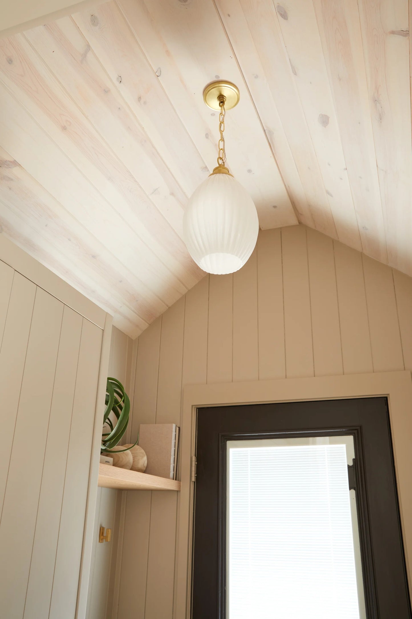 Andrew Martin Hillary Oval Pendant Light lifestyle