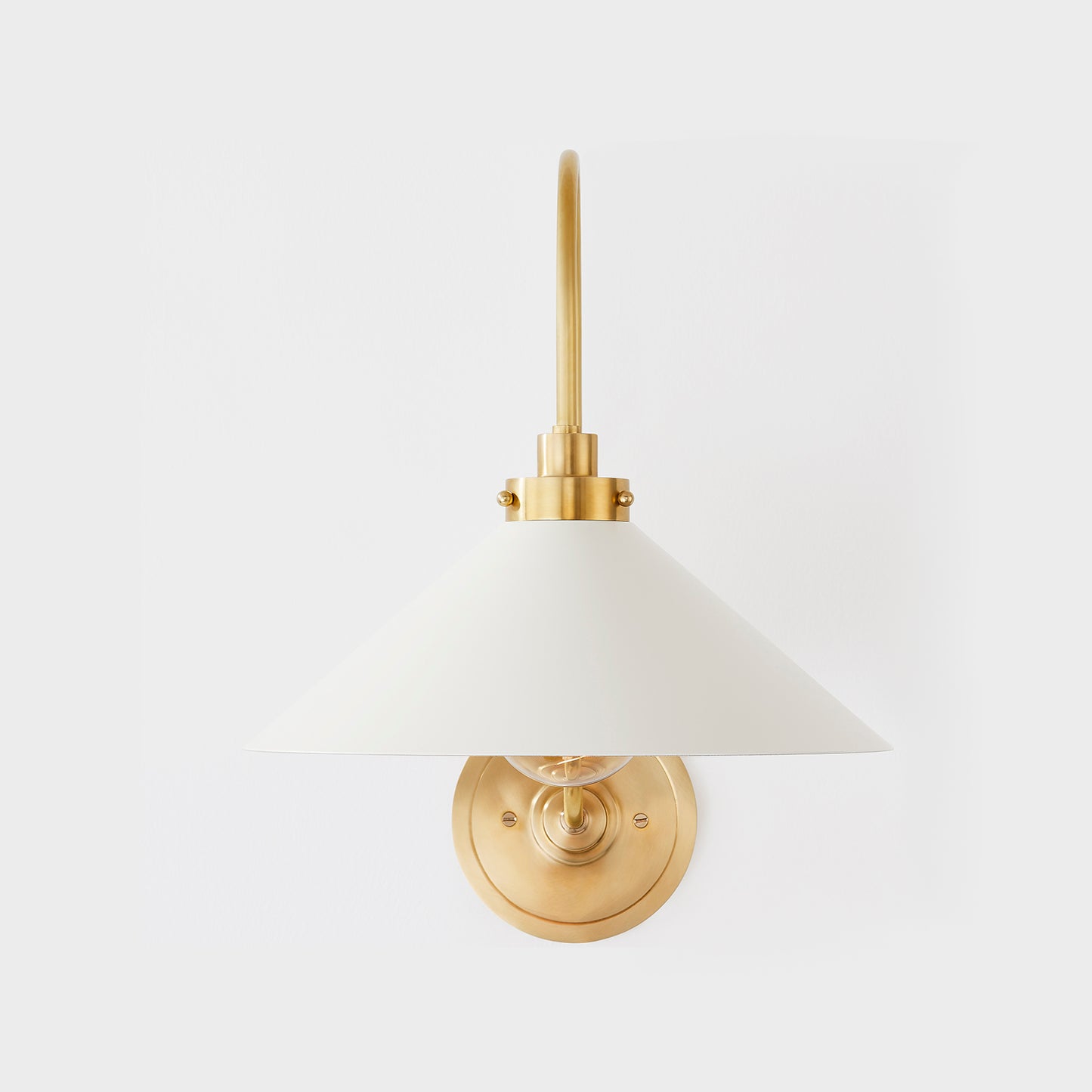 Andrew Martin | Clivedon Wall Light