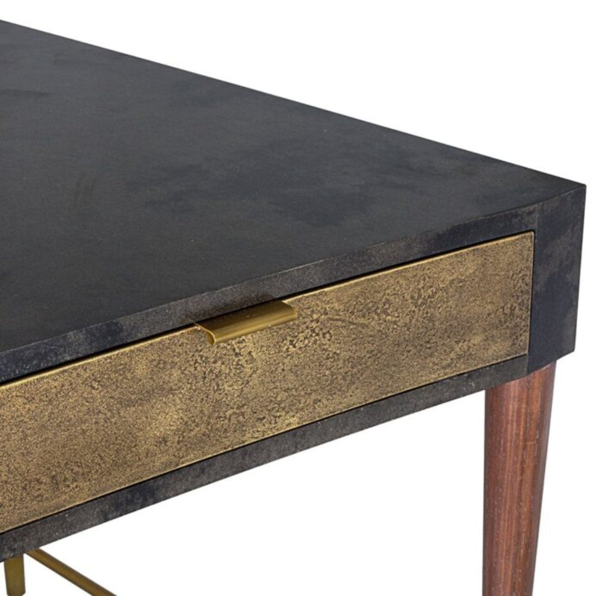 Julian Chichester | Toby Desk