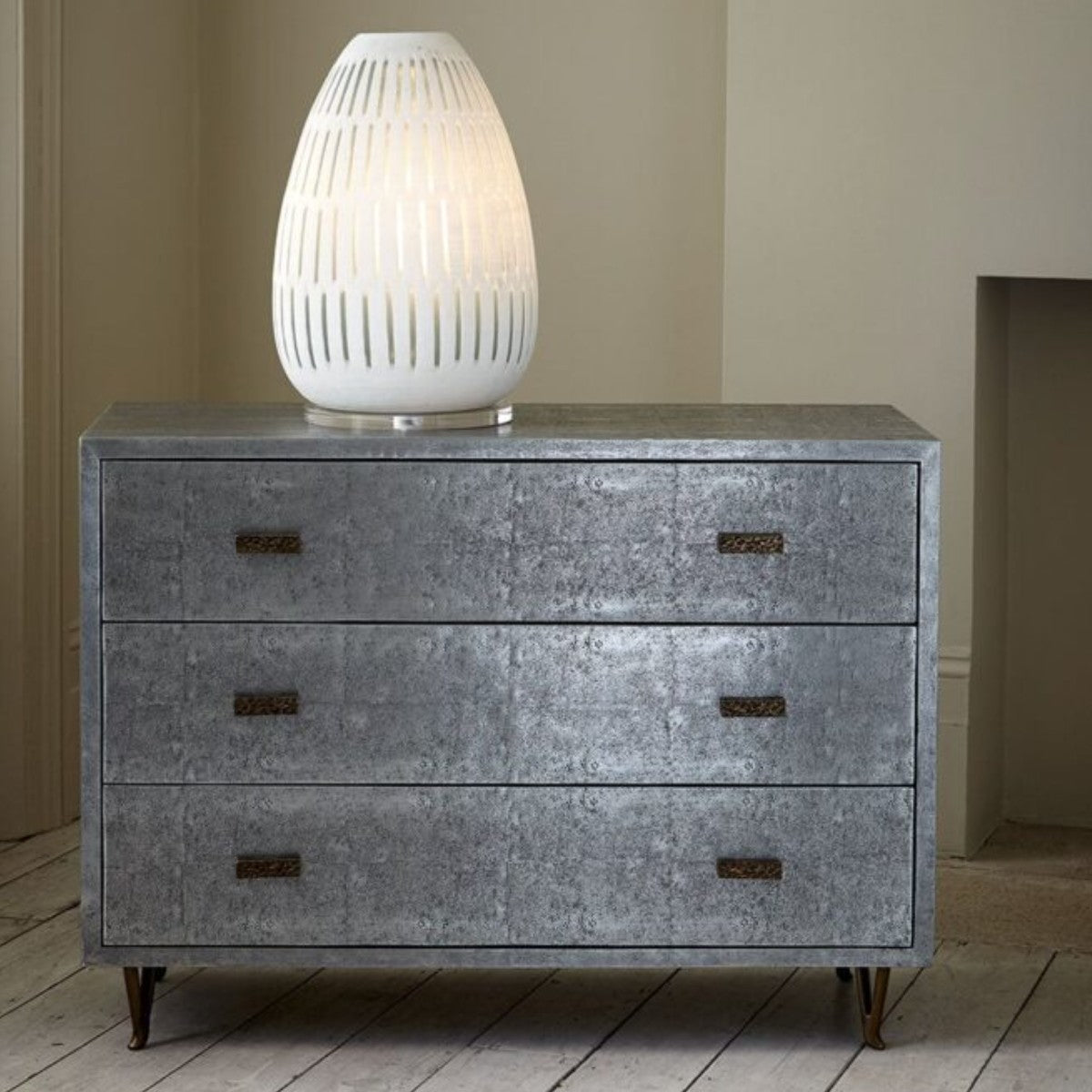 Julian Chichester | Angel Chest