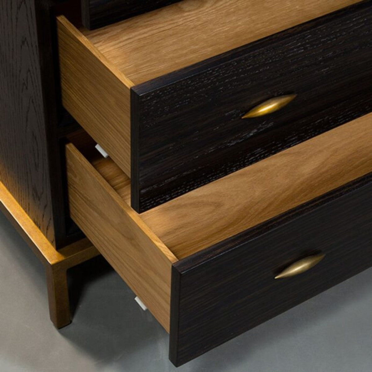 Julian Chichester | Felix Chest