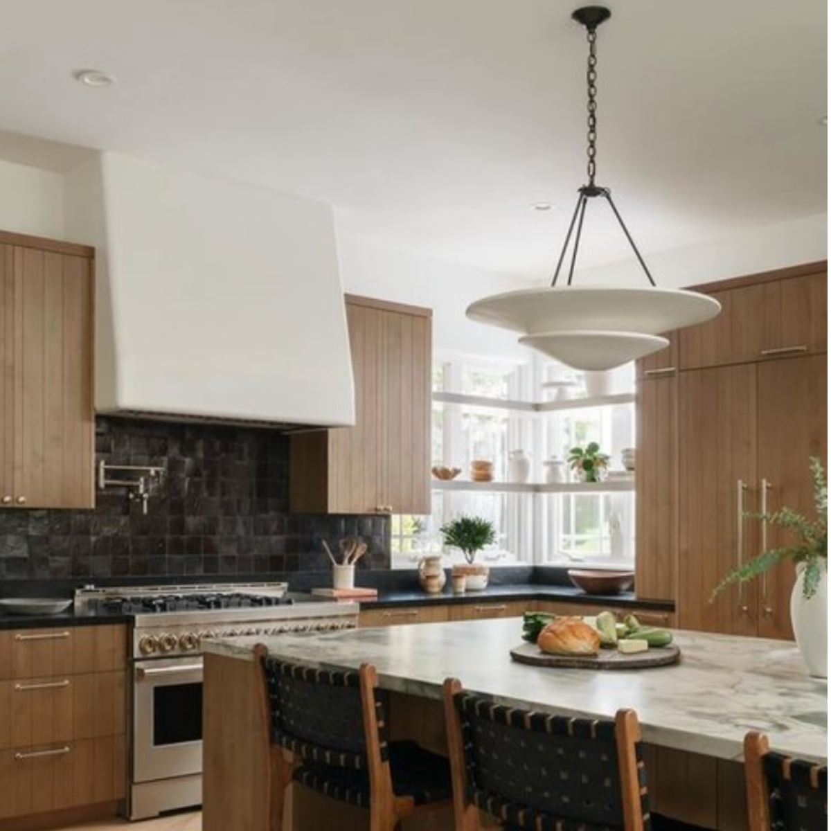 Visual Comfort | AERIN | Mollino Large Tiered Chandelier