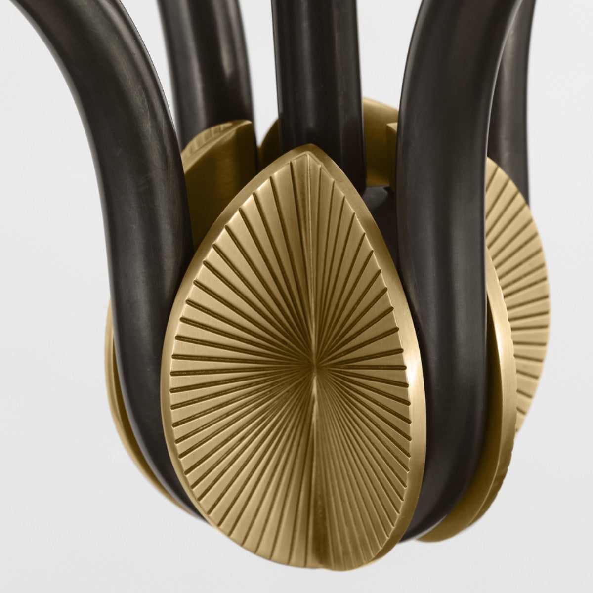 Visual Comfort | Thomas O'Brien | Canto Grande Four Arm Chandelier