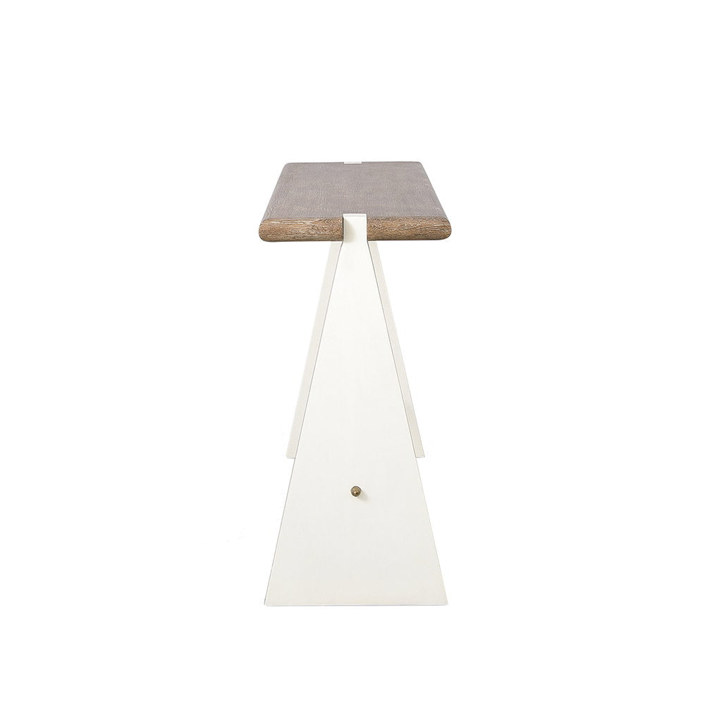 Julian Chichester | Hum Console