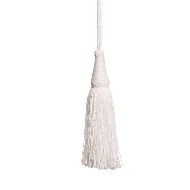 La Terre Key Tassel - Snow
