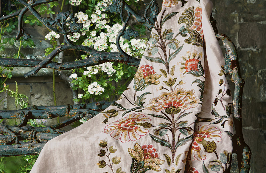 GP & J Baker | Trumpet Flowers - interior