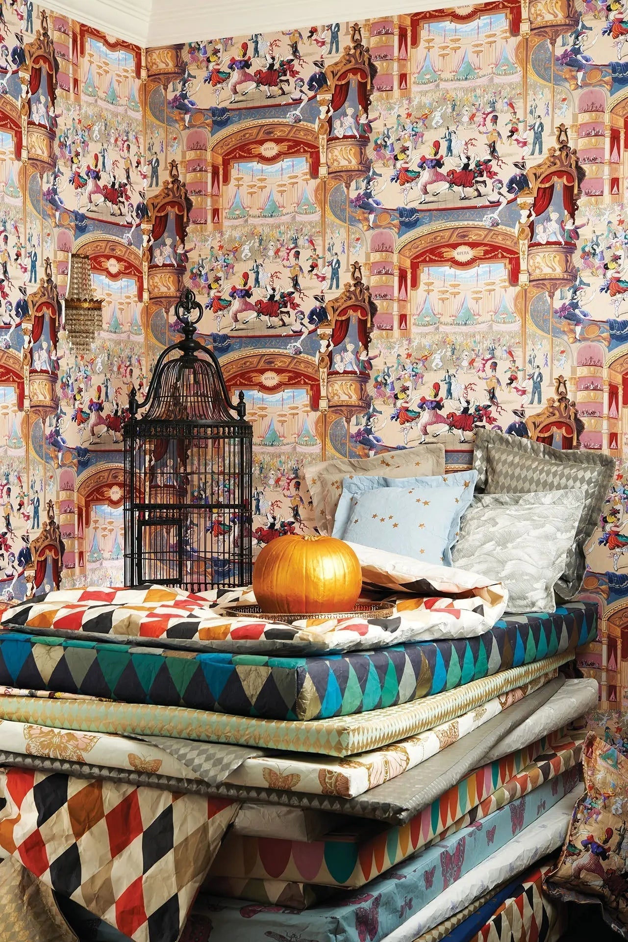 Cole & Son Cabaret - interior