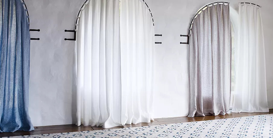 Osborne & Little | Teffia - room setting