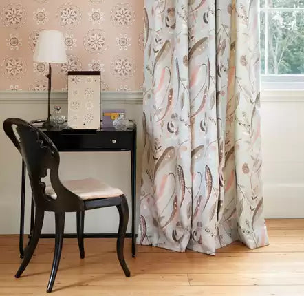 Nina Campbell | Colbert - room setting