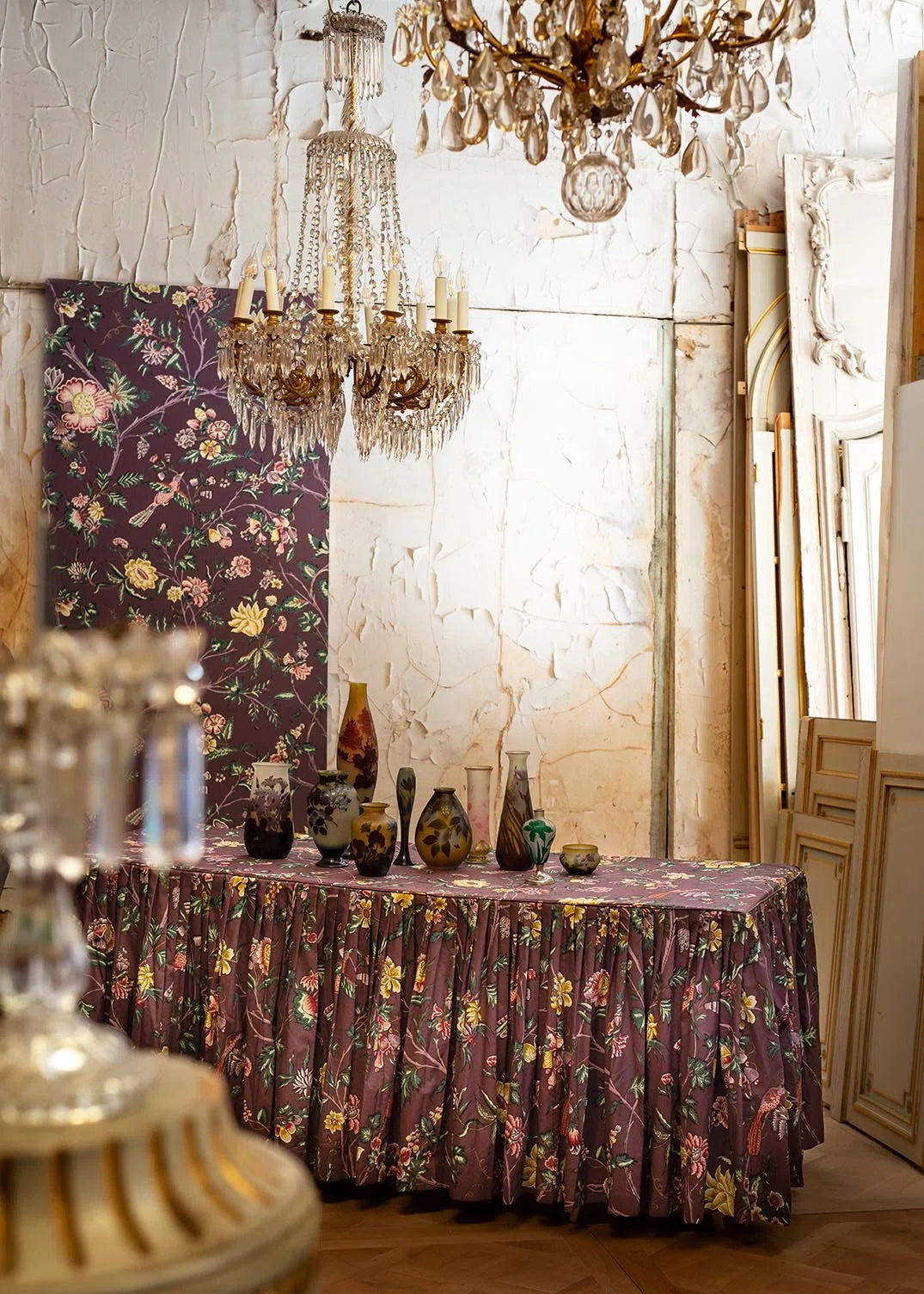 Pierre Frey L'arbre Indien — scenography
