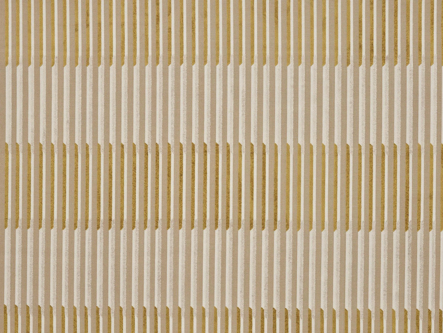 Pierre Frey Velvet Lines - Or