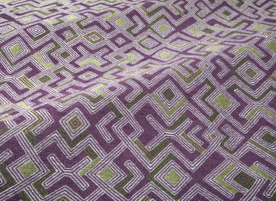 Pierre Frey African geo - Aubergine