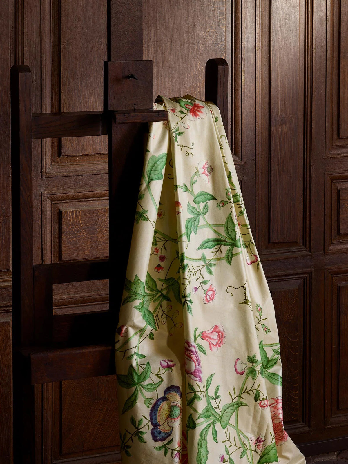 Pierre Frey Le Paravent Chinois Chintz — scenography