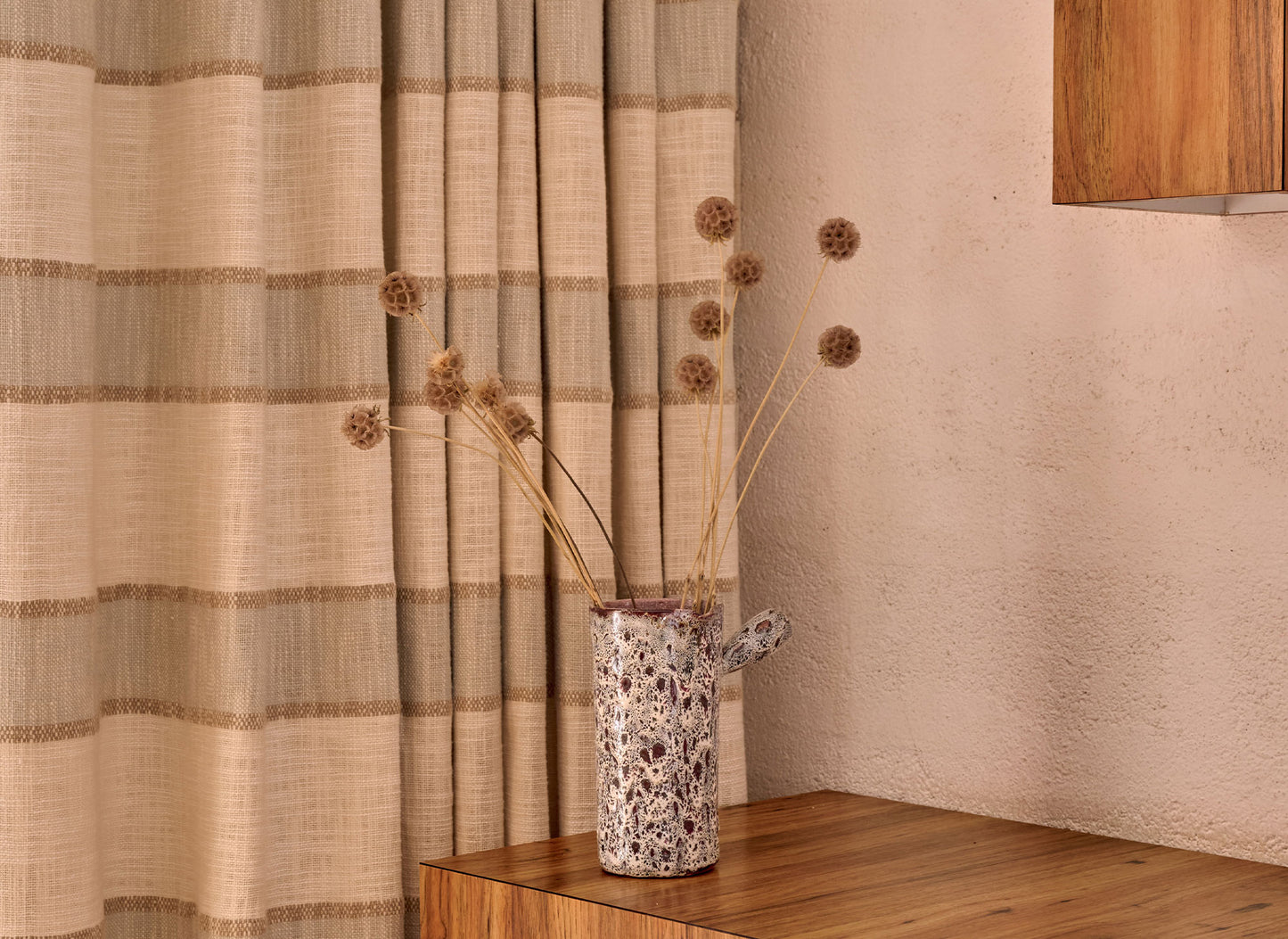 Elitis | Agda - room scene