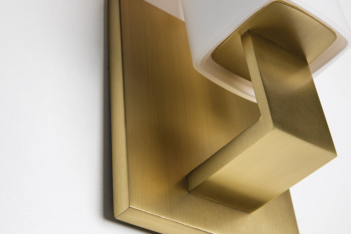 Livingston Wall Light