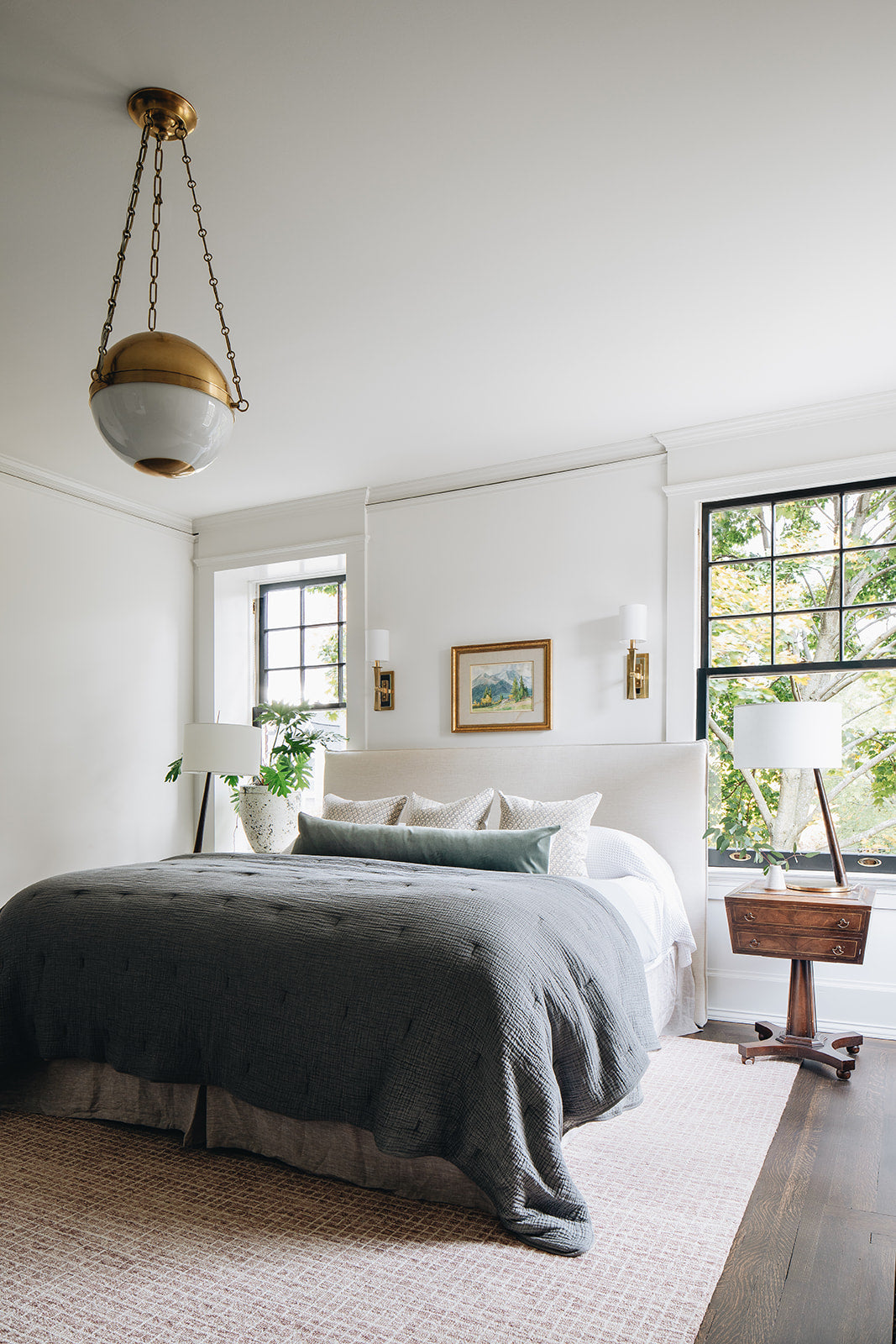 Andrew Martin | Sphere Pendant Light