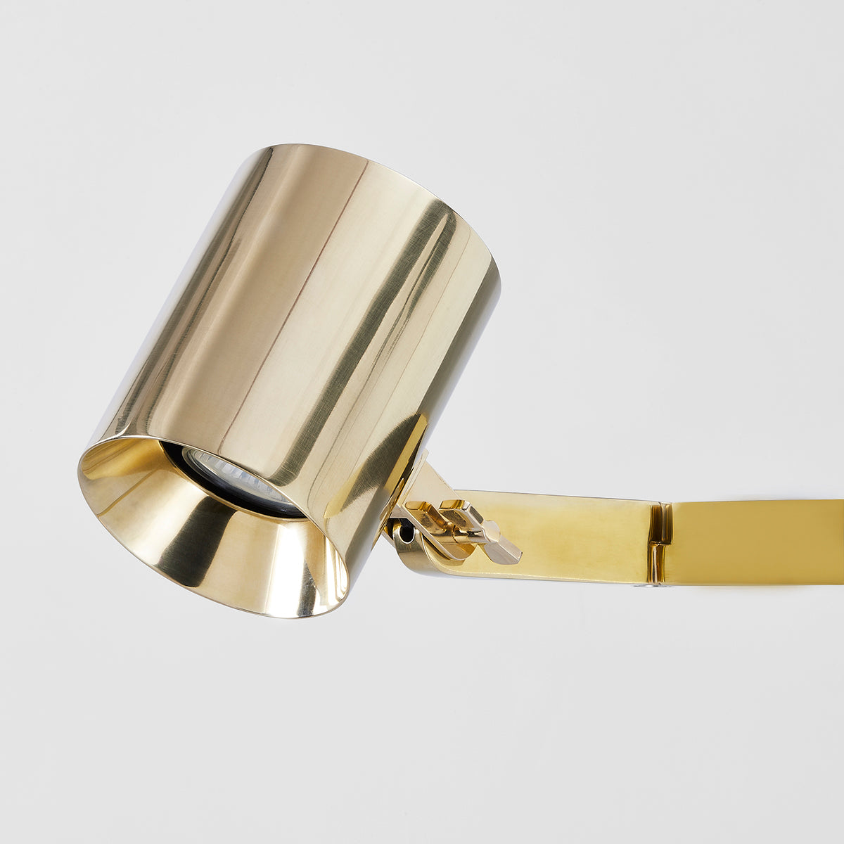 Andrew Martin | Highgrove Floor Lamp