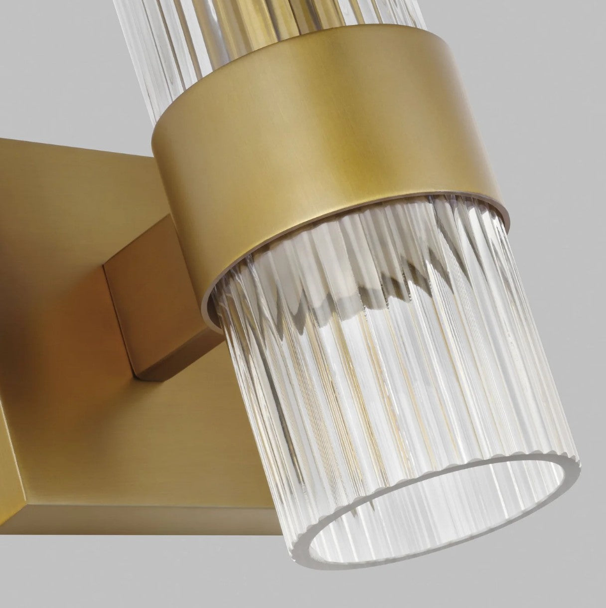 Geneva Wall Light Brass
