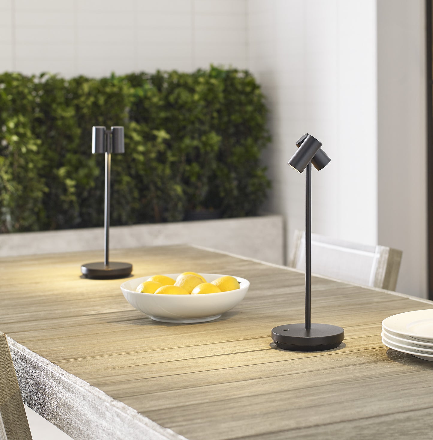 Doppia Rechargeable Table Lamp