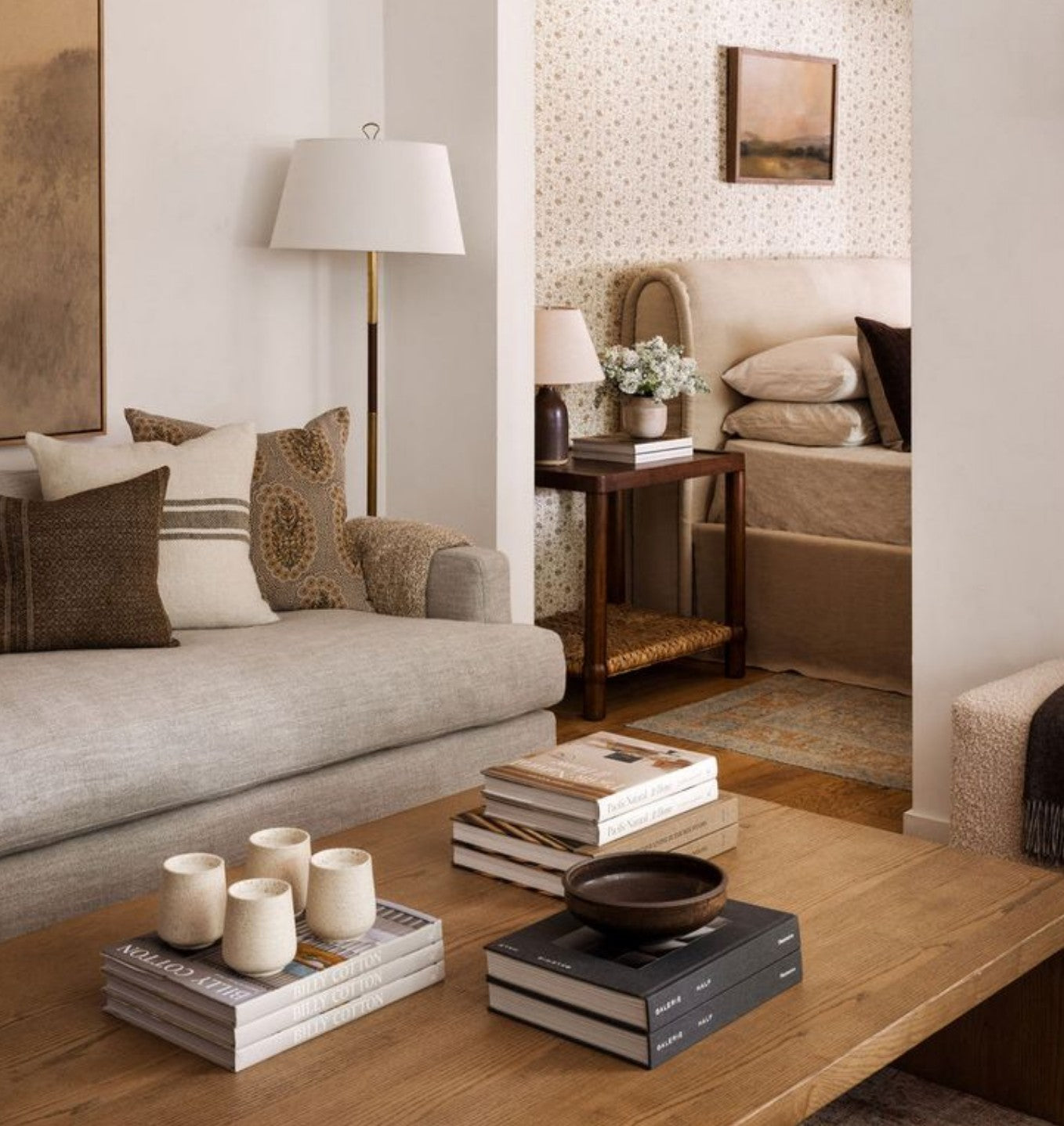 Andrew Martin | Griffin Floor Lamp Brass & Leather