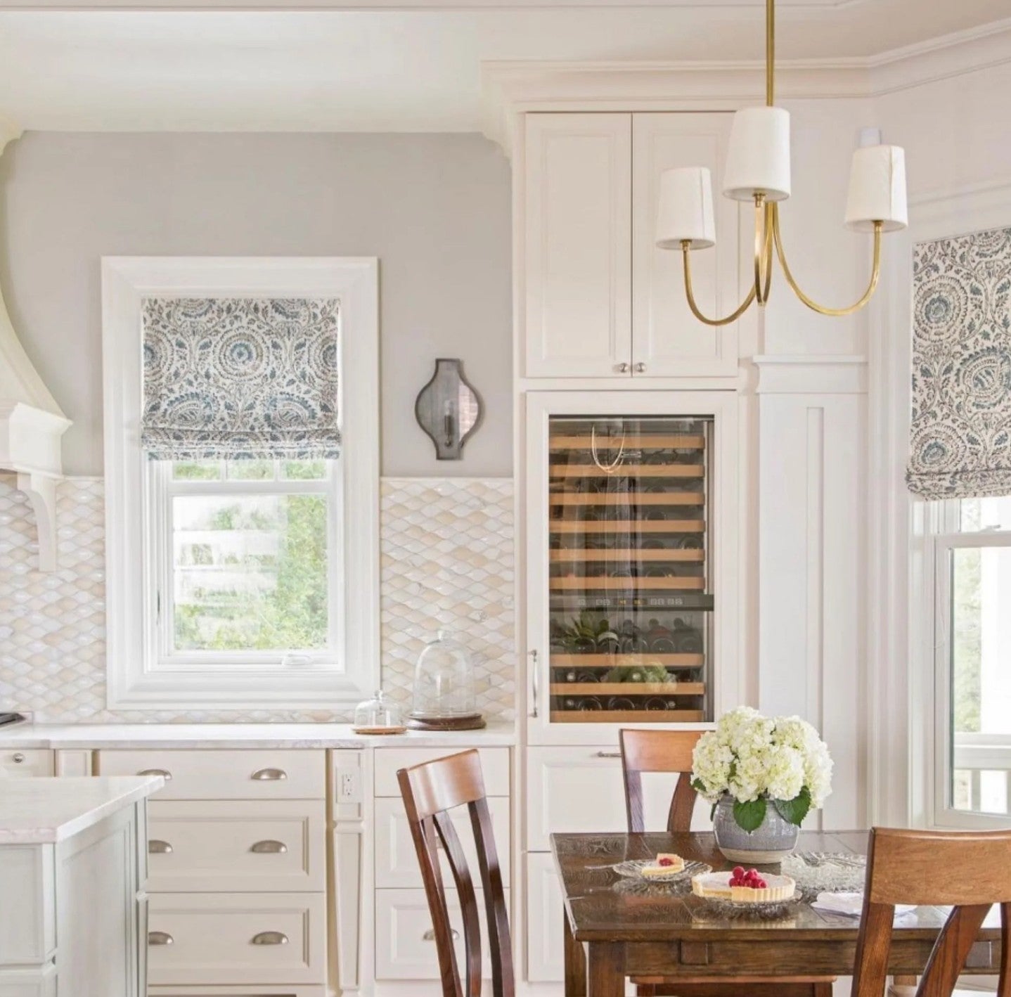 Andrew Martin | Reed Chandelier Brass