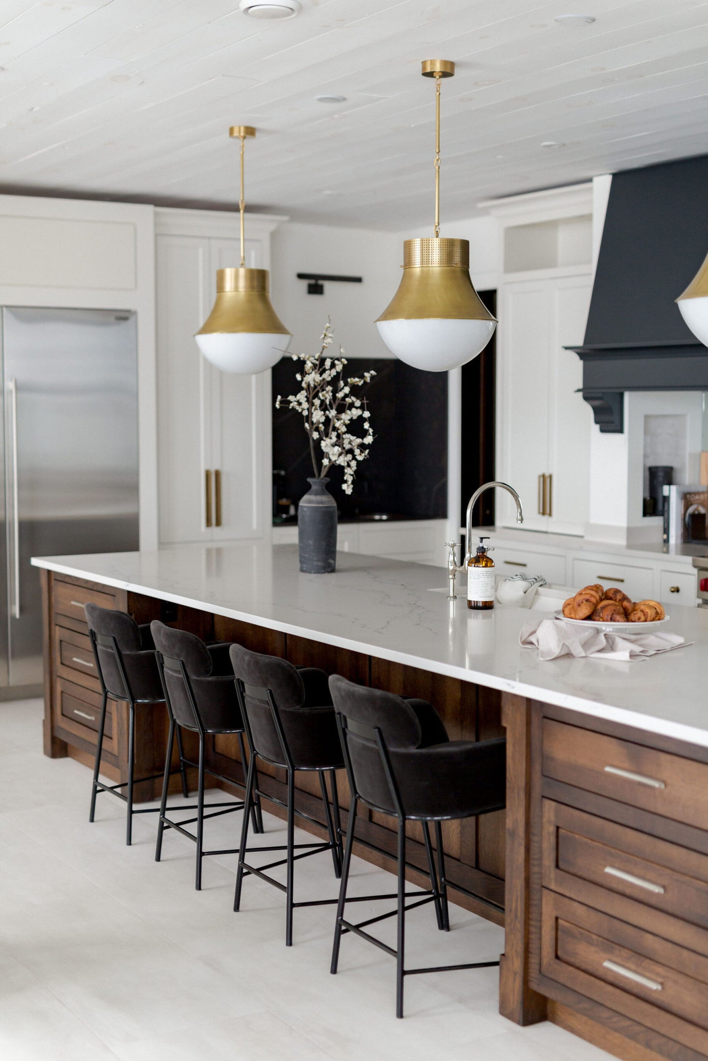 Andrew Martin | Precision Pendant Light, Antique Burnished Brass