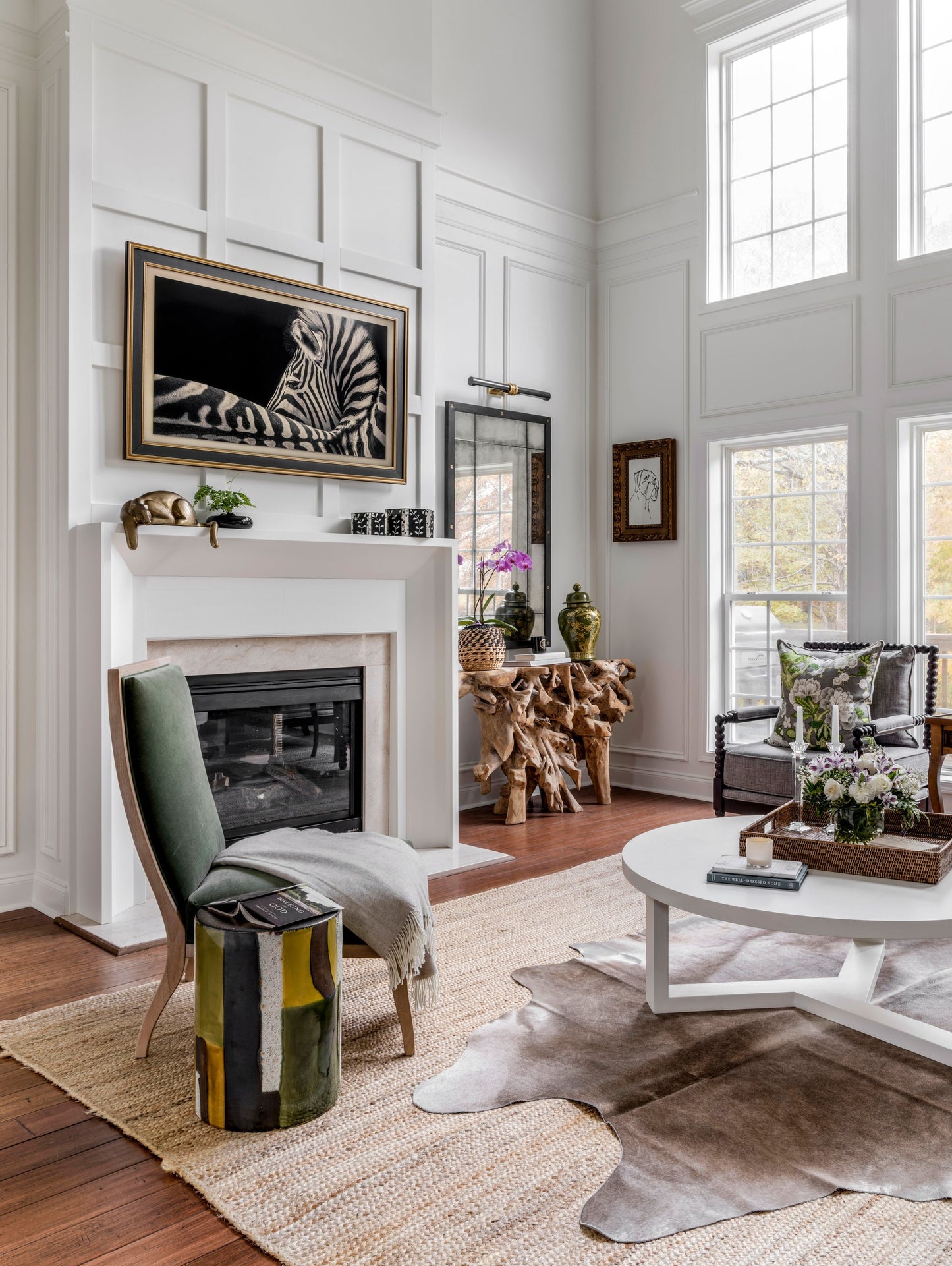 Andrew Martin Baruch Picture Light lifestyle