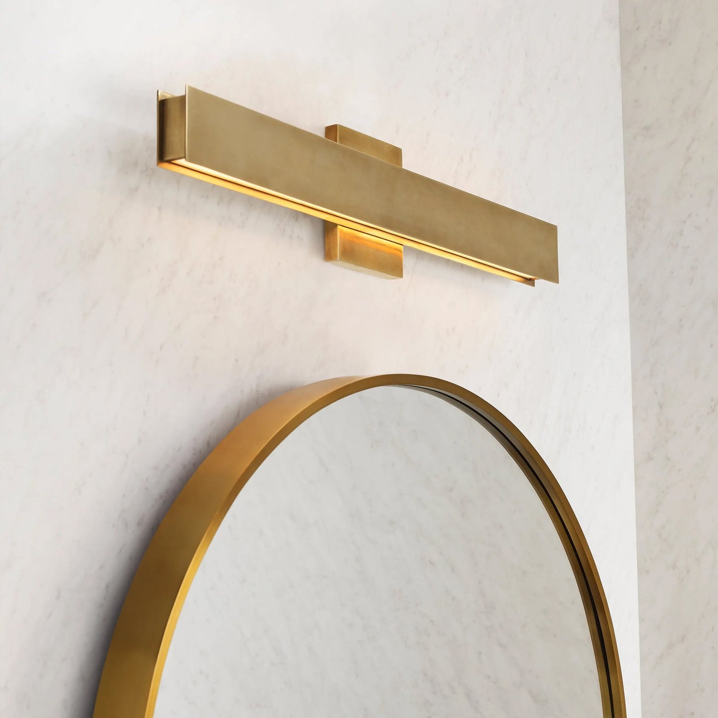 Andrew Martin Bau Bath Wall Light detail