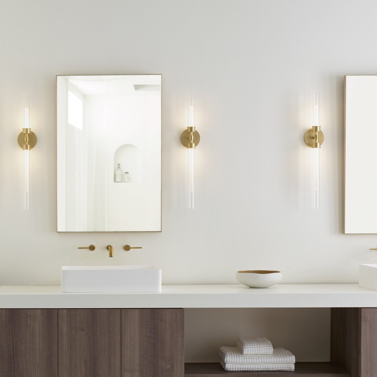Andrew Martin Linger Double Wall Light lifestyle