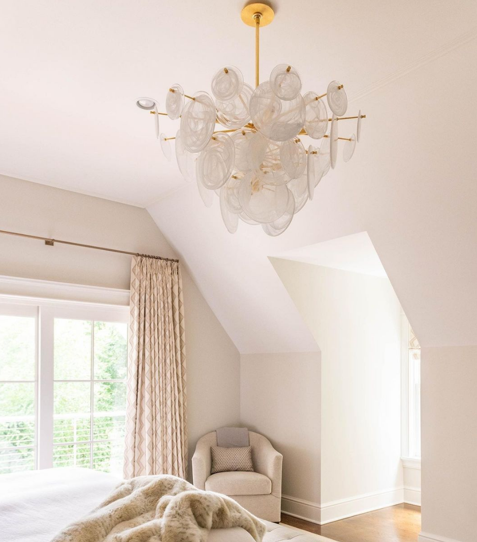 Andrew Martin | Loire Chandelier, Gild