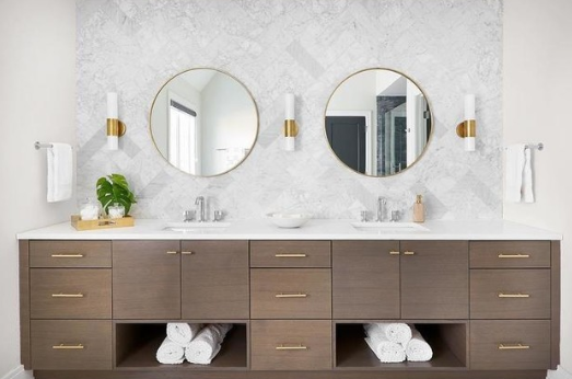 Penz Wall Light Brass