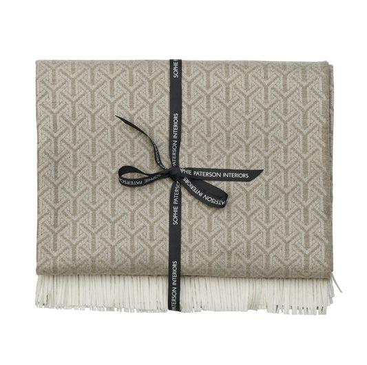 Andrew Martin | Monte Throw Latte