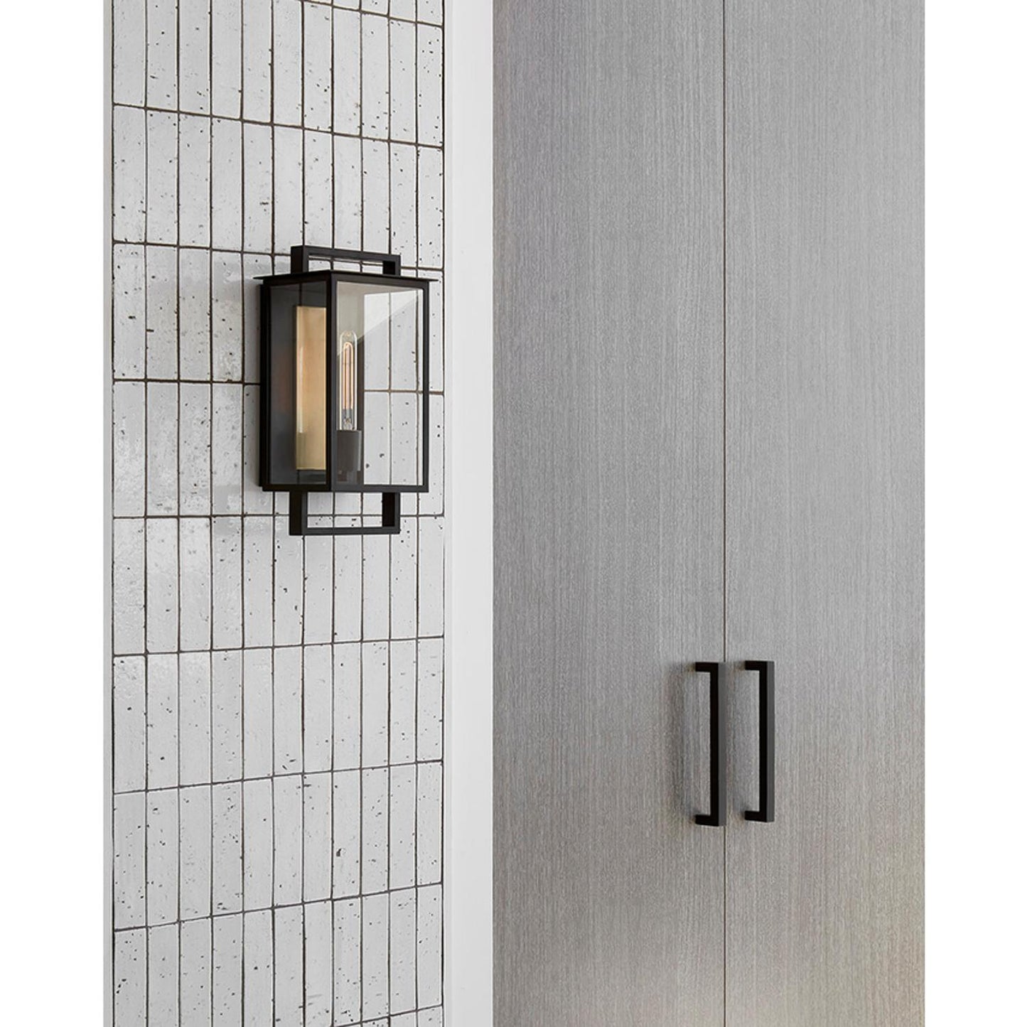 Andrew Martin | Halle Outdoor Wall Light