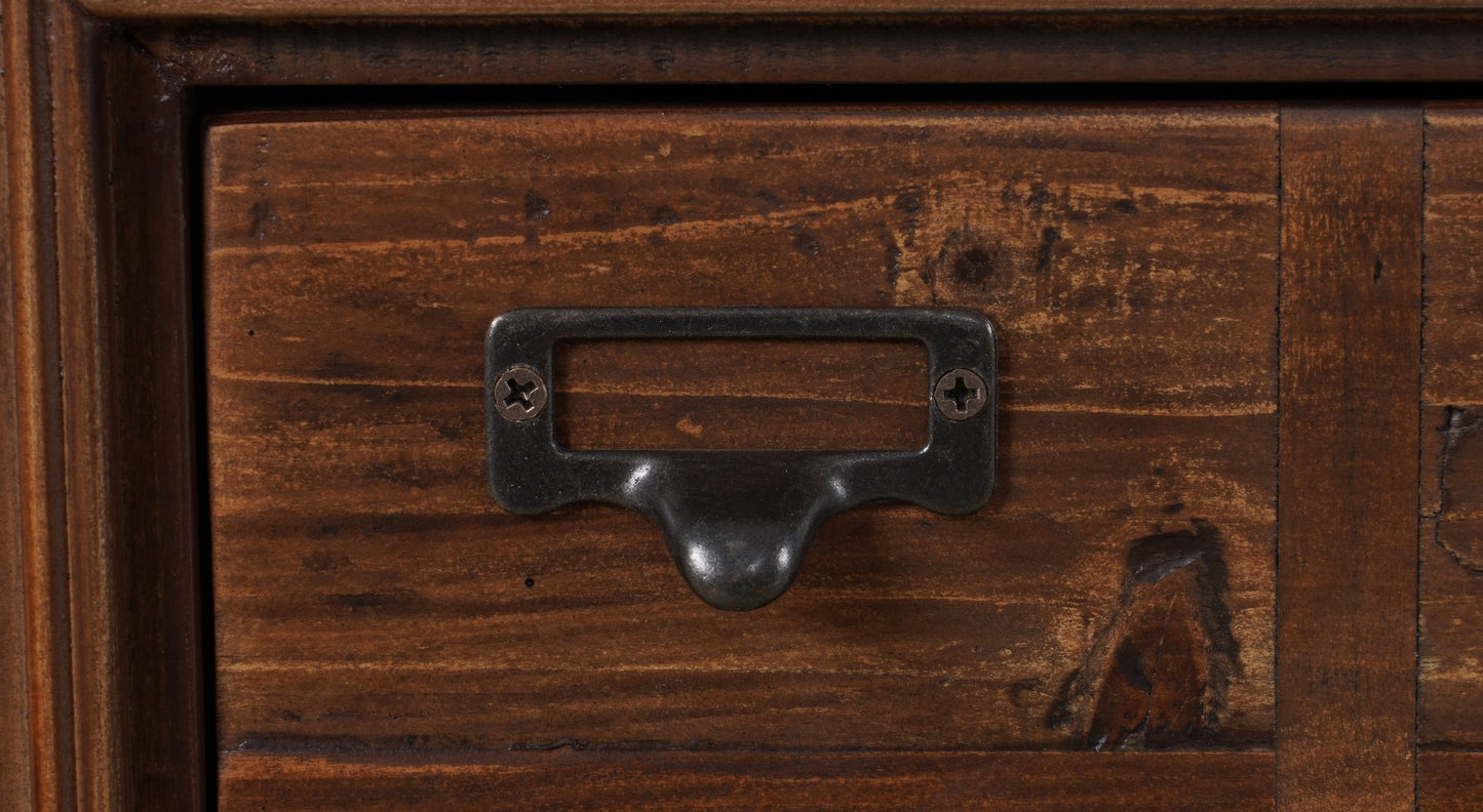 Lloyd Coffee Table detail