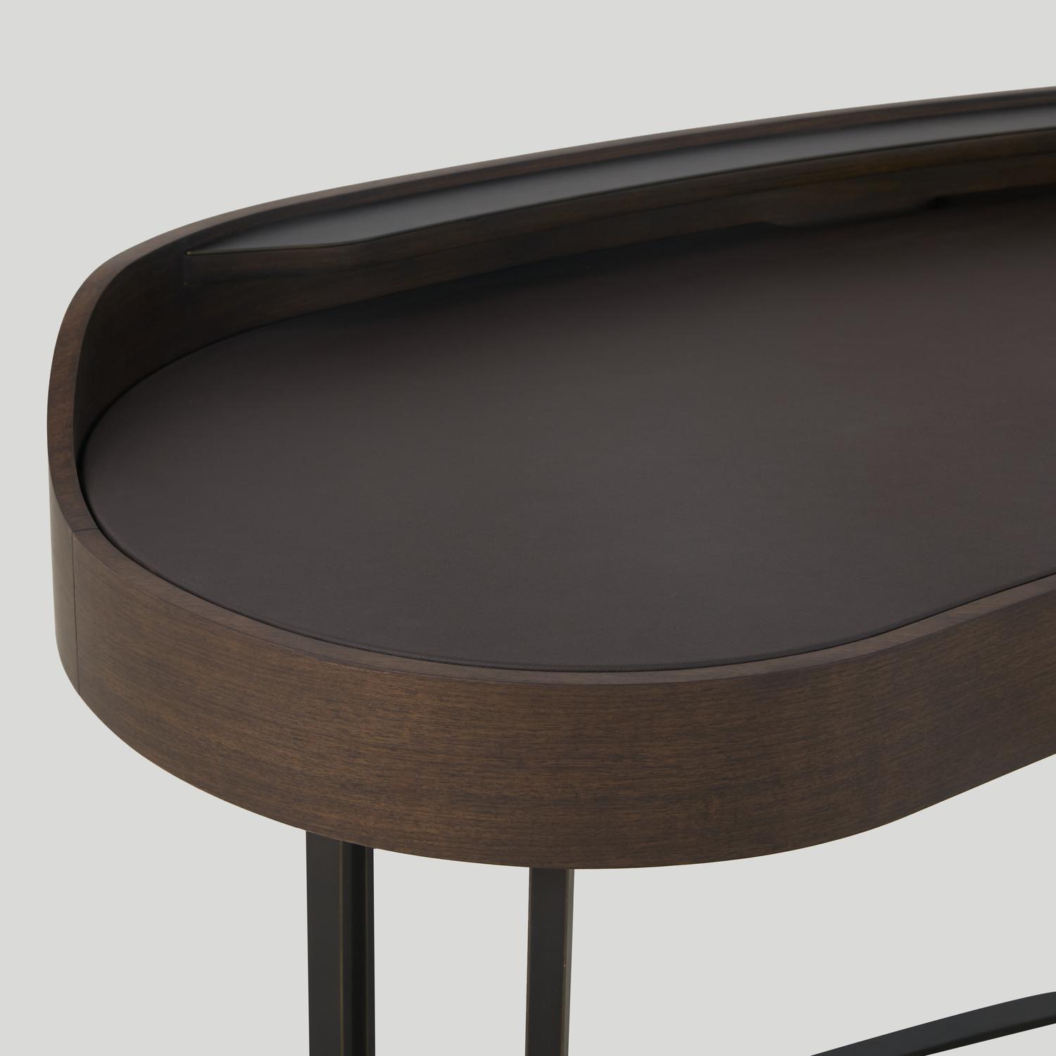 Andrew Martin Kensington Desk detail