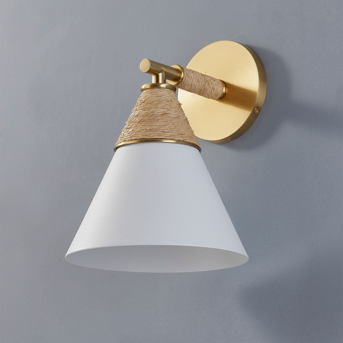 Andrew Martin | Mica Wall Light