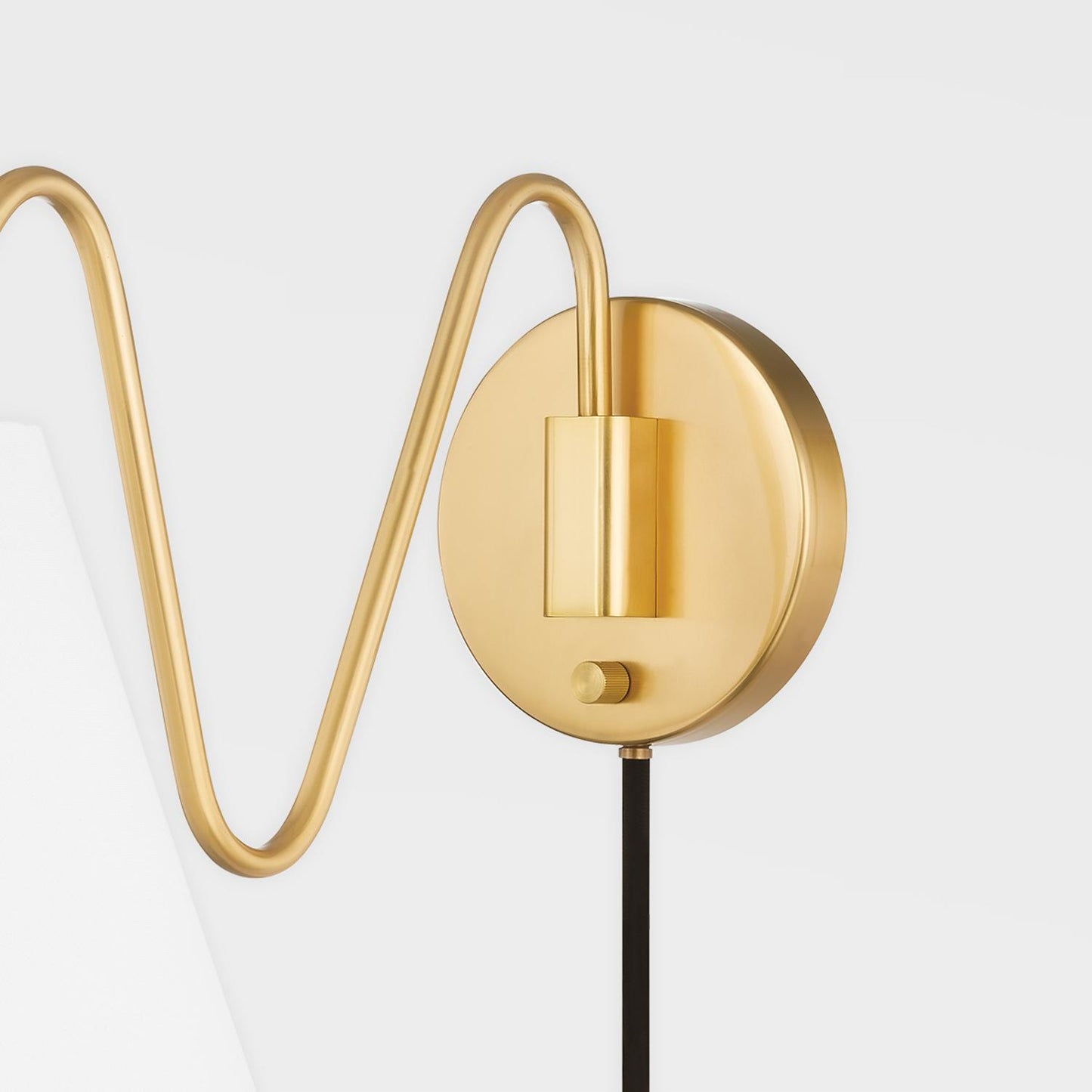 Andrew Martin | Onda Wall Light, Aged Brass