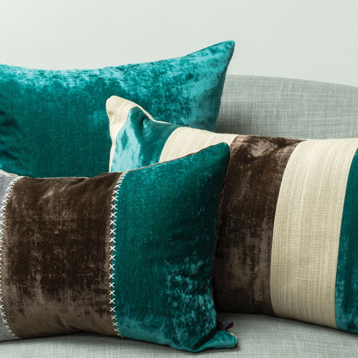 William Yeoward | Paddy Velvet Cushion