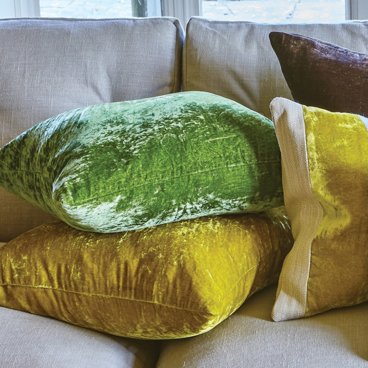 William Yeoward | Paddy Velvet Cushion