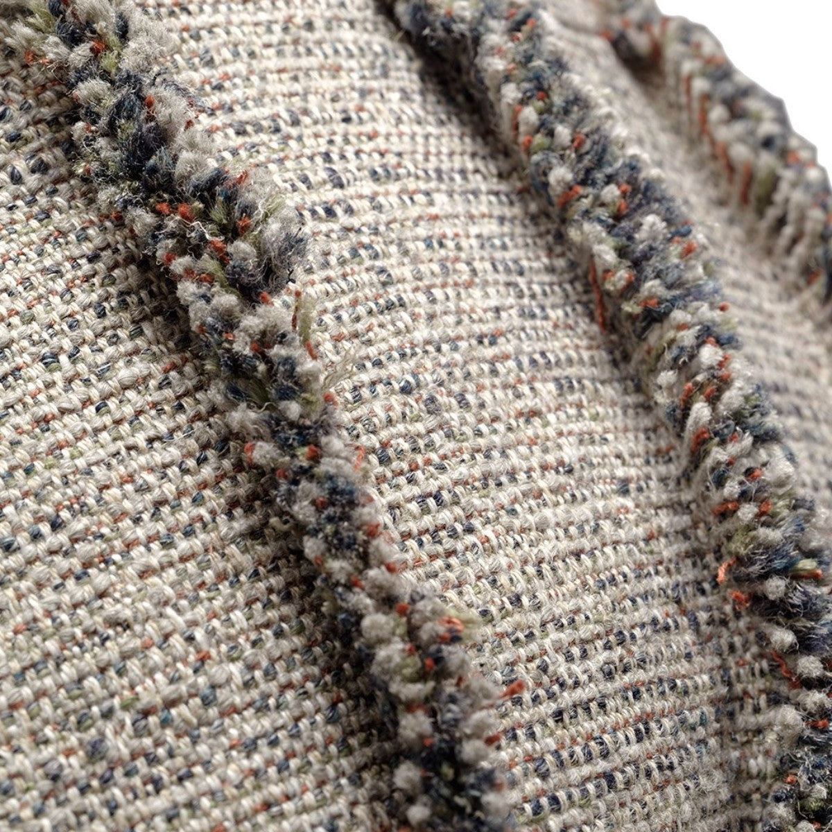 de Le Cuona | Rogue Cushion With Fringe Detail