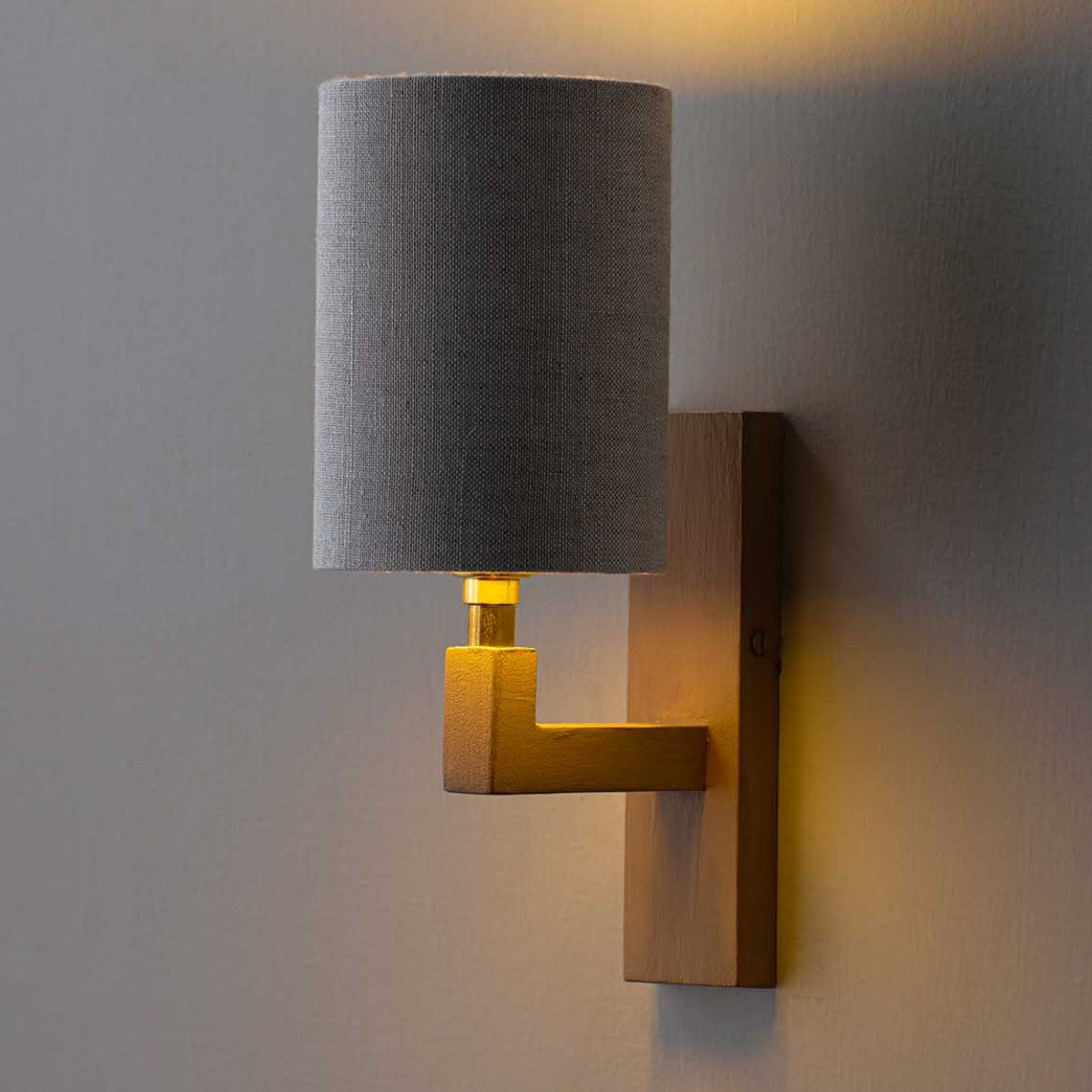 Porta Romana | Faye Wall Light