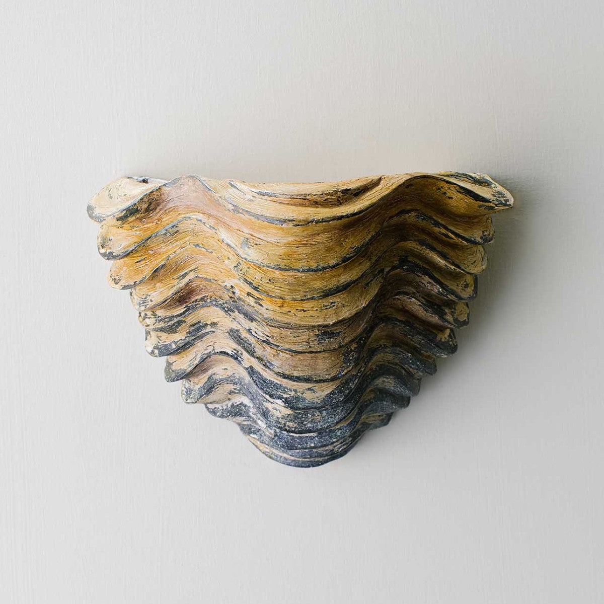 Porta Romana | Clam Shell Wall Light Small