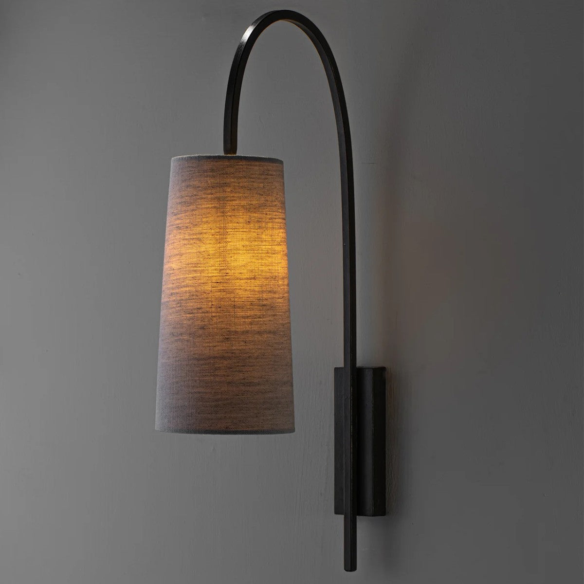 Porta Romana | Willow Wall Light