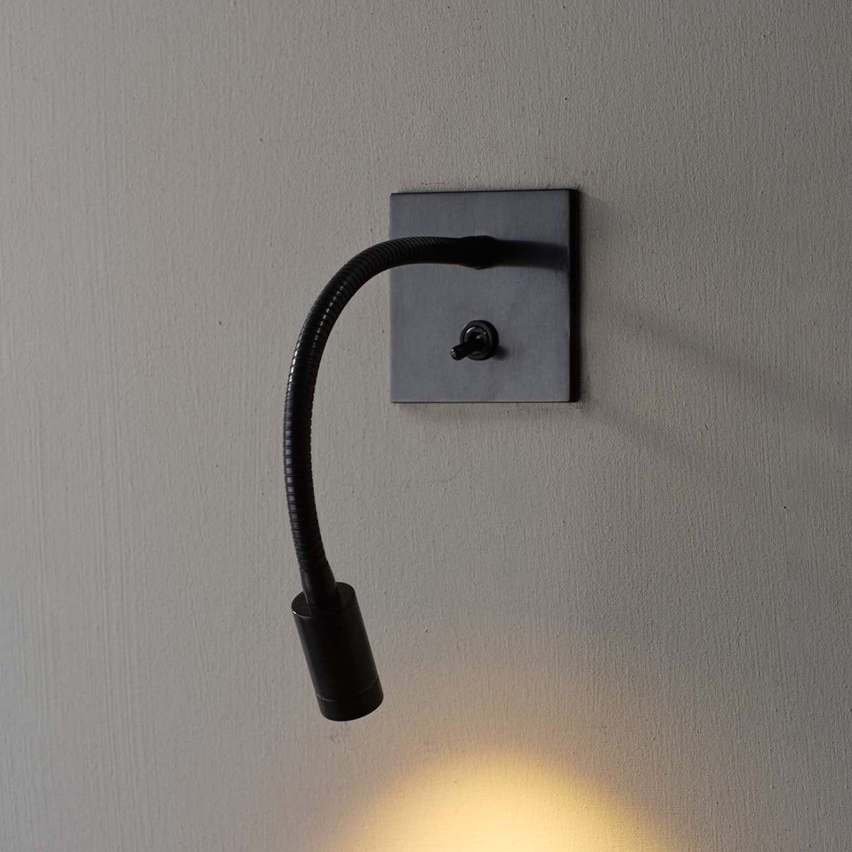 Porta Romana | Jordan Wall Light Small