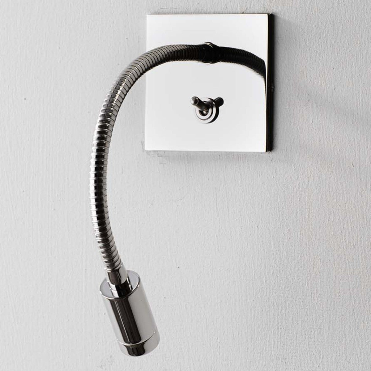 Porta Romana | Jordan Wall Light Small