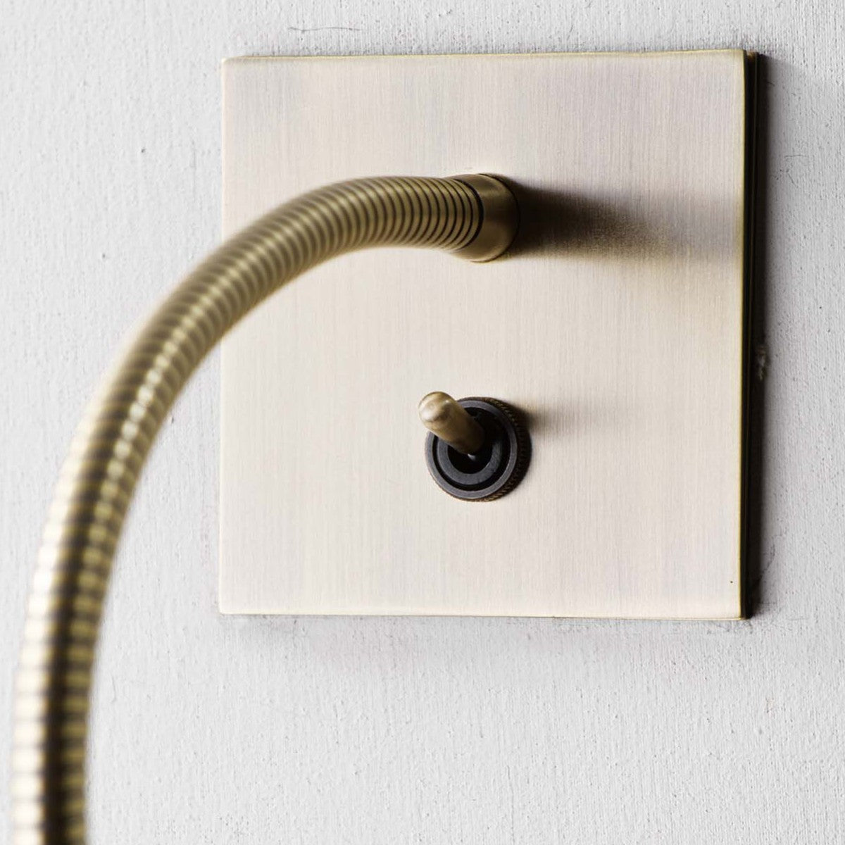 Porta Romana | Jordan Wall Light Small