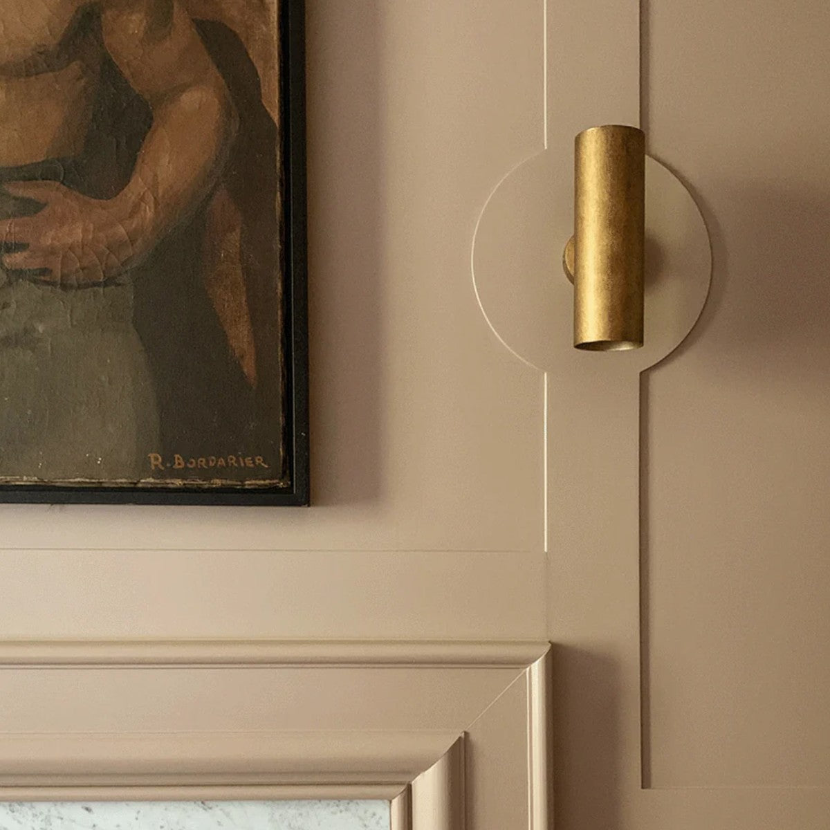 Porta Romana | Pillar Wall Light