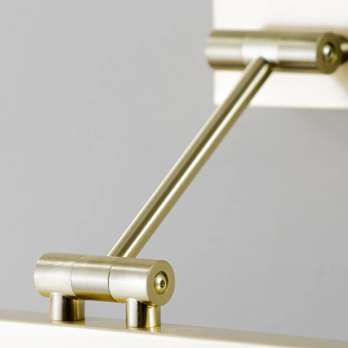 Porta Romana I Picture Wall Light