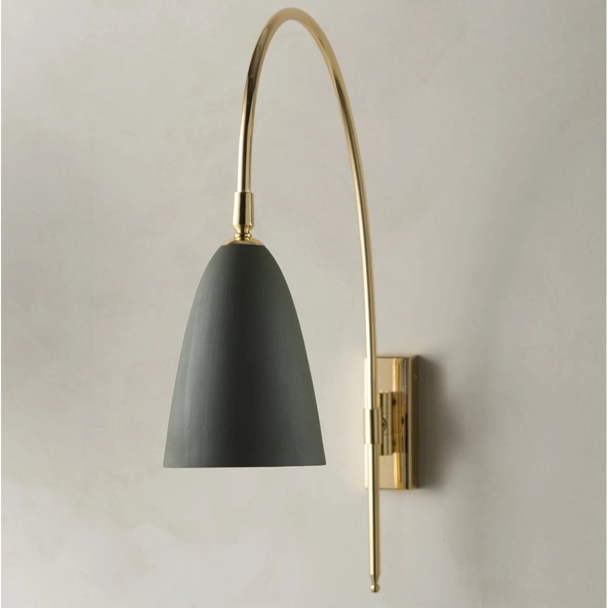 Porta Romana I Kingsley Wall Light